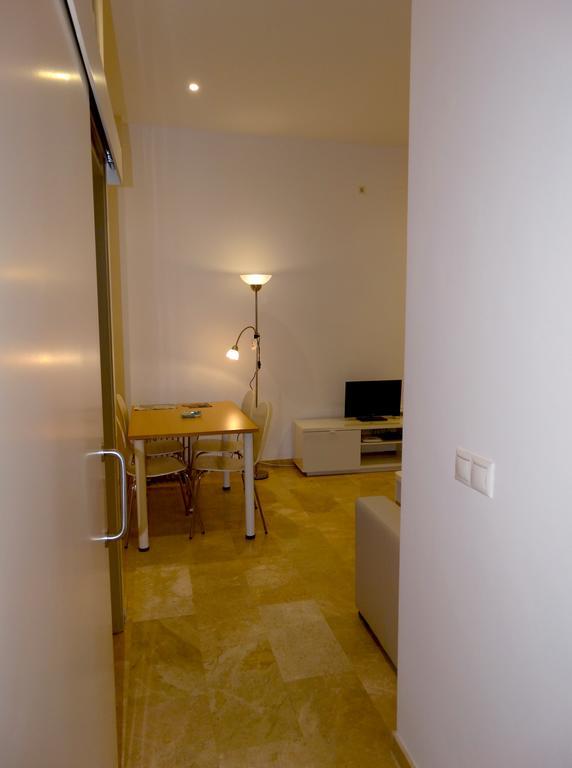 Minimalist Loft Center By Gms Apartamentos Cordova Esterno foto