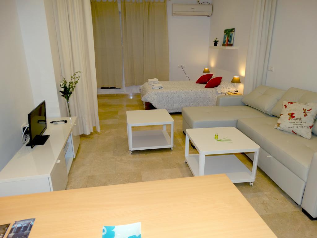 Minimalist Loft Center By Gms Apartamentos Cordova Esterno foto